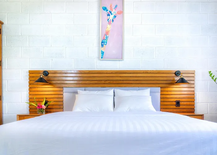 Khu nghỉ mát Perolas - Ke Ga Bay 4*